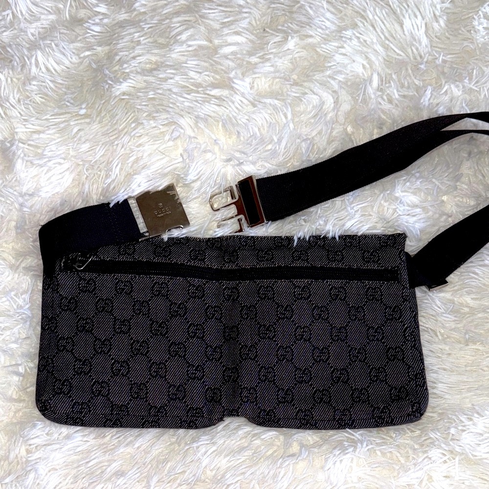 GUCCI Black and Charcoal Gray Monogram Belt Bag - Picture 3 of 12
